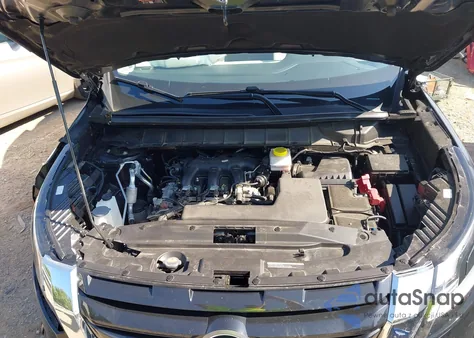 2023 Nissan Pathfinder Sl 4Wd z USA, uszkodzony, nr VIN 5N1DR3CD4PC229079